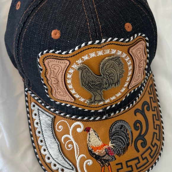 Embroidered Rooster Cap - Picture 2 of 6